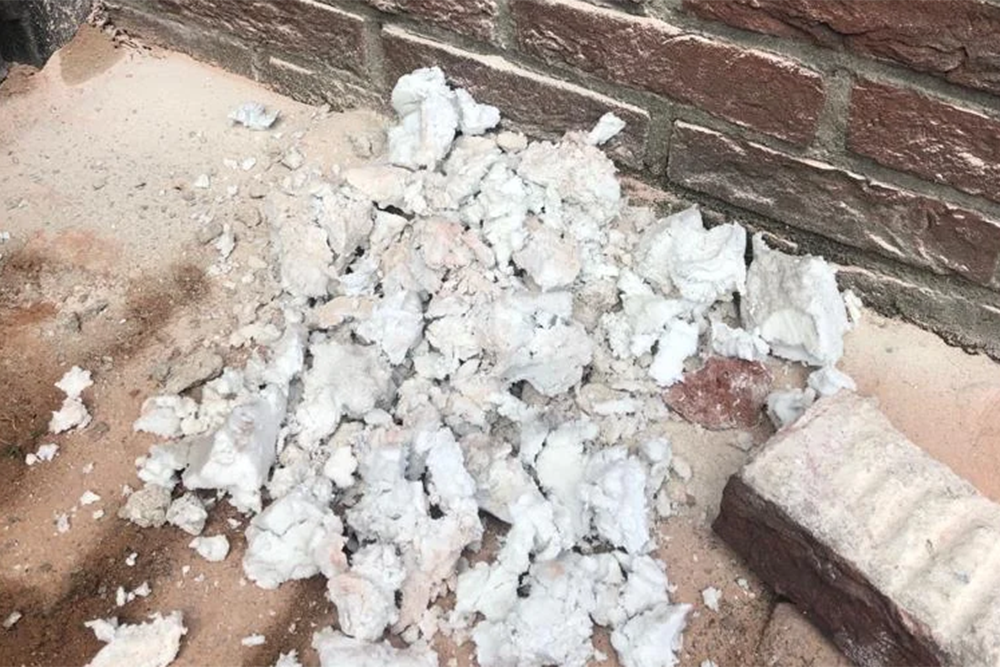 Uf Schuim Verwijderen Uit Spouwmuur